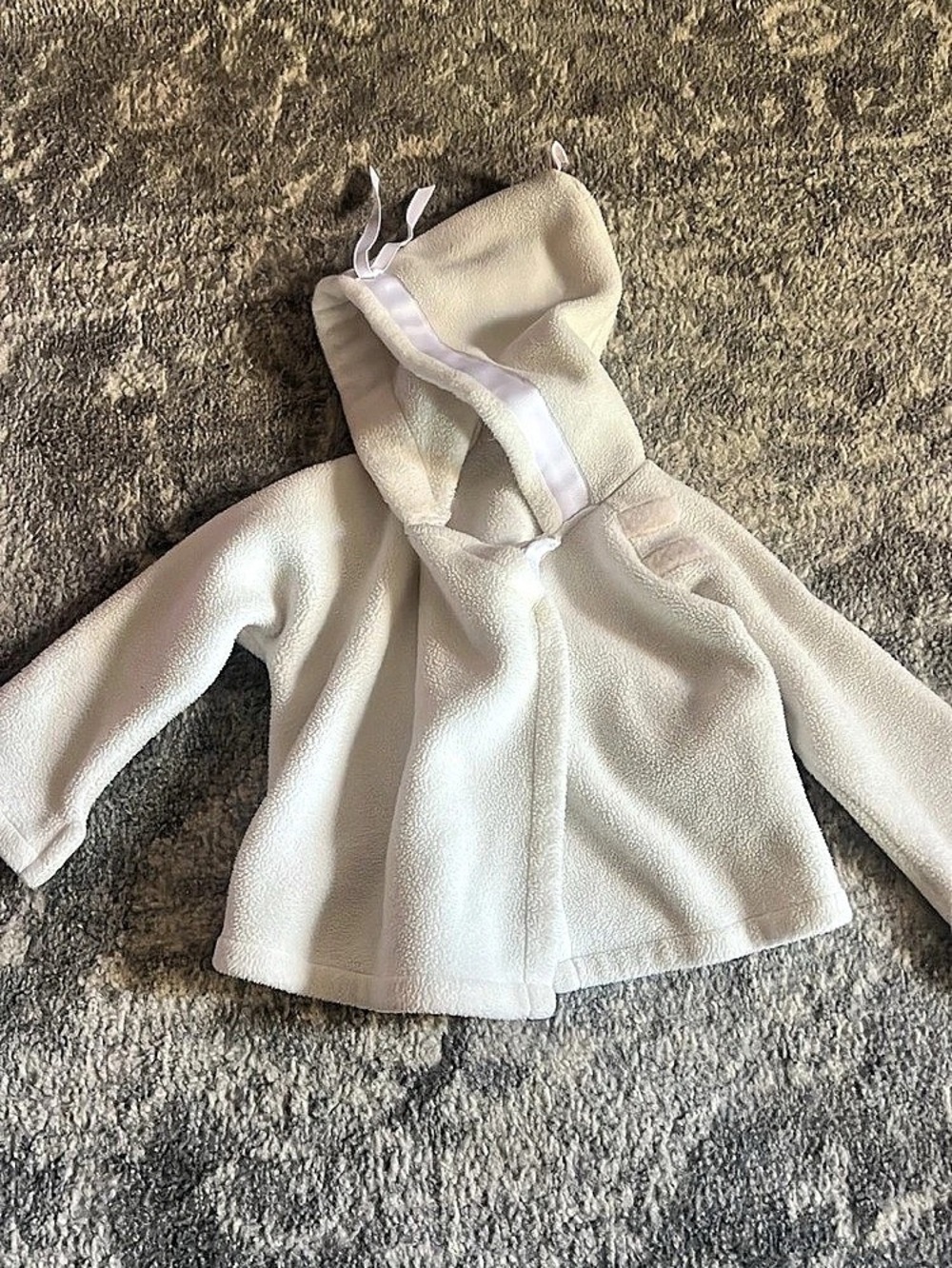 Widgeon Warmplus Favorite Fleece Jacket Kids Hooded Cape Jacket in White Like